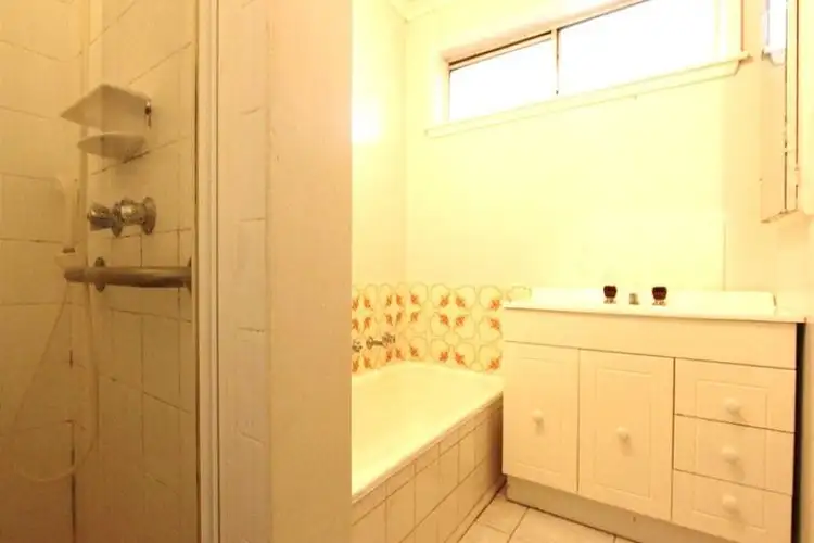 Fourth view of Homely house listing, 8 Roberts Crescent, Sunshine West VIC 3020