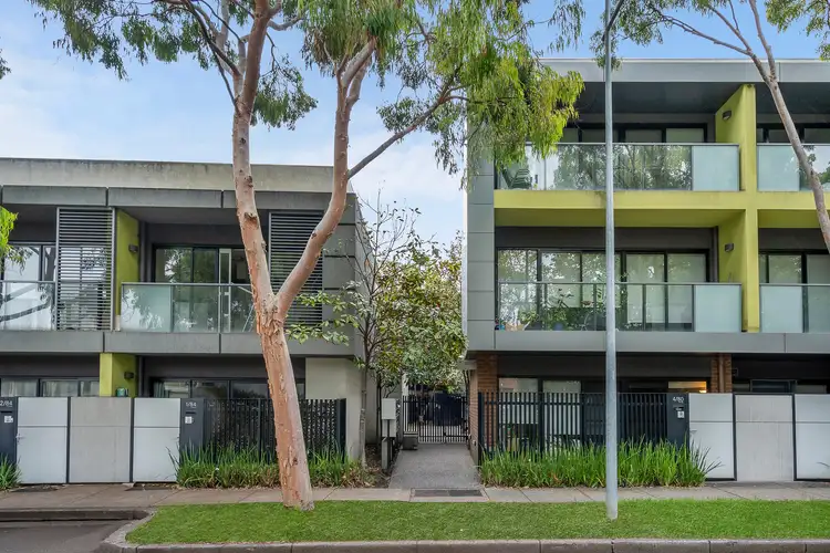 105/82 Cade Way