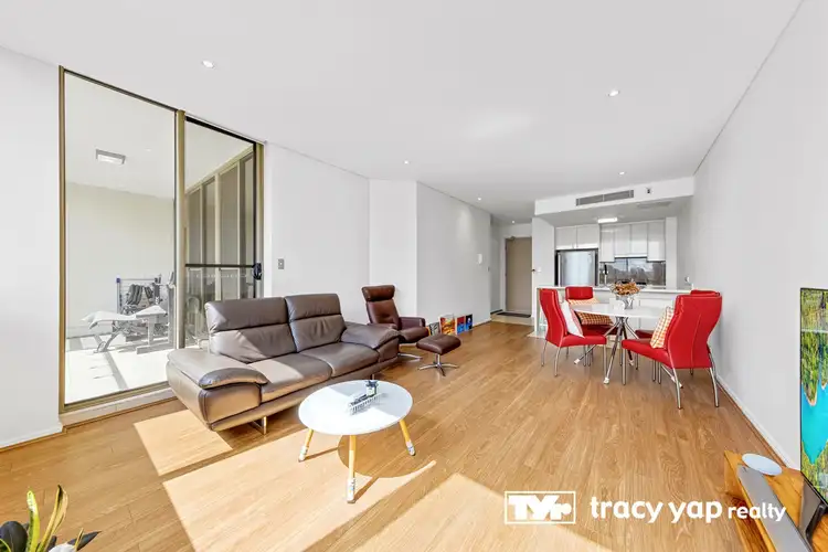 411/30 Ferntree Place