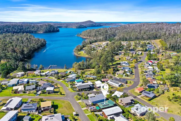 32 Kurrajong Crescent