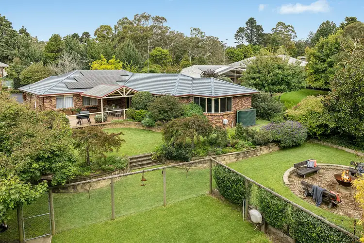 81 Sinclair Crescent