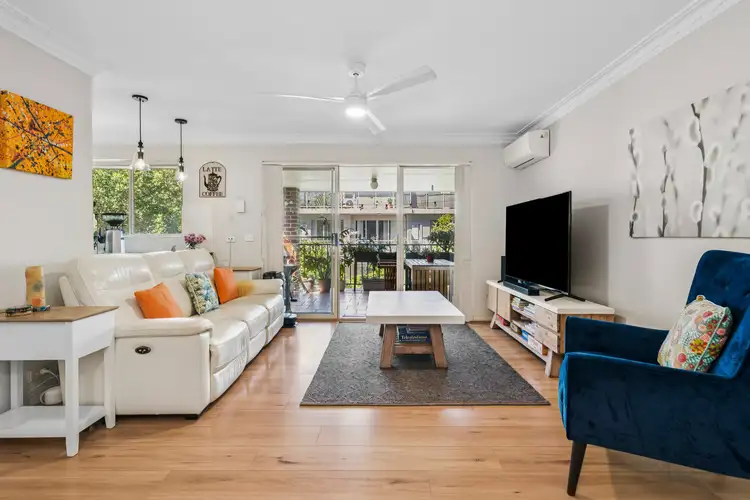 15/8-10 Bellbrook Avenue