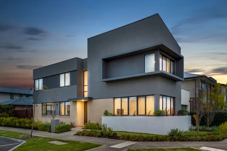 10 Canopy Crescent