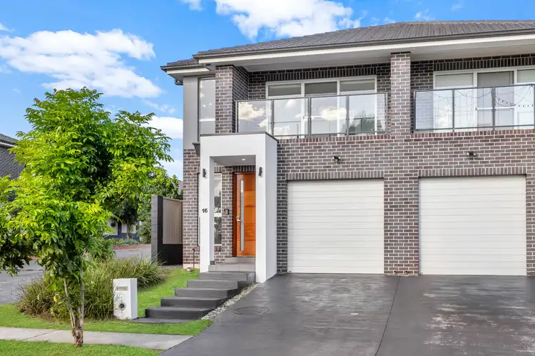 16 Arilla Close