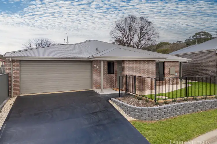 24/22 Freeman Crescent