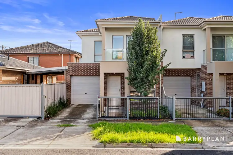38C Chappell Street