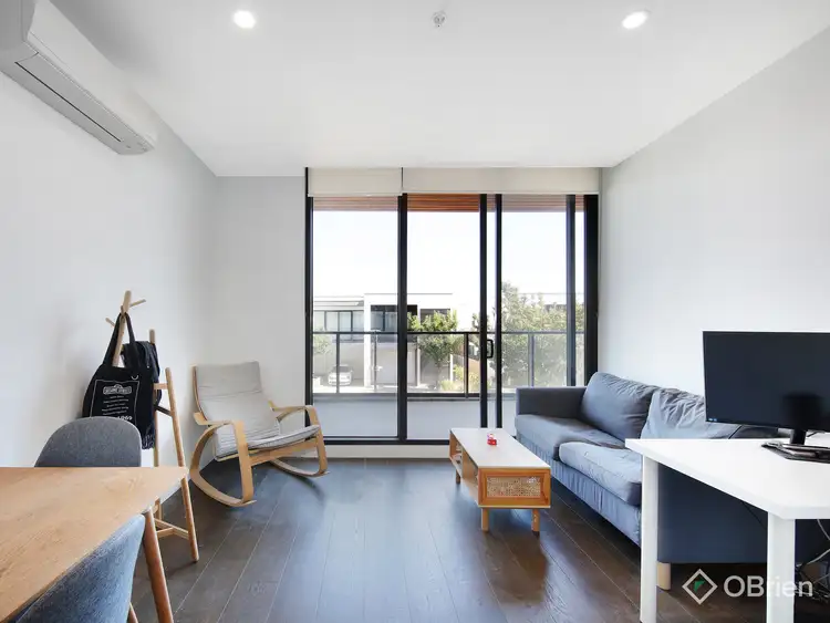 104/2 Clarkson Court