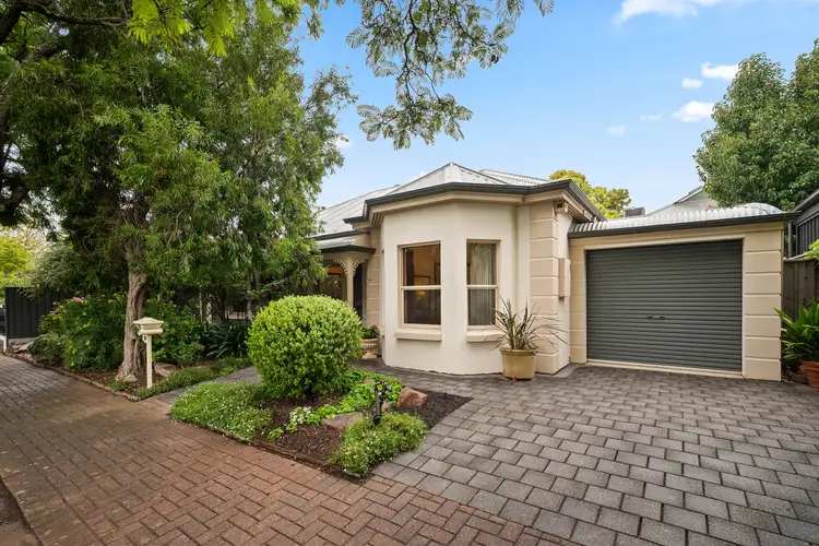 10 Rowell Avenue