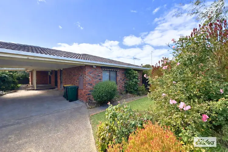41 Sharpley Avenue
