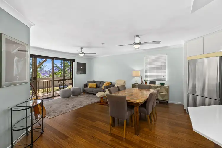 2/72 Lorimer Terrace