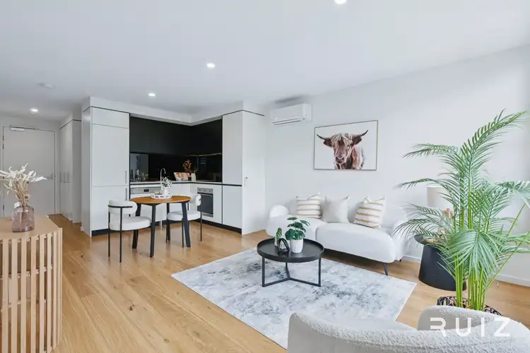 309/19 Challis Street