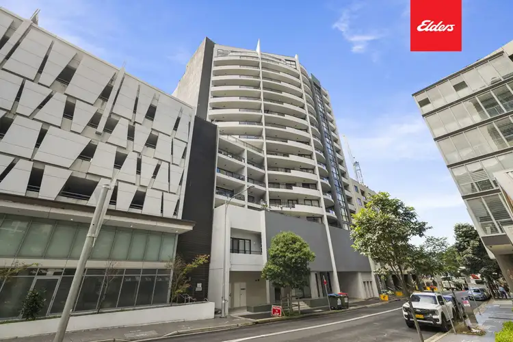 35/26-30 Hassall Street