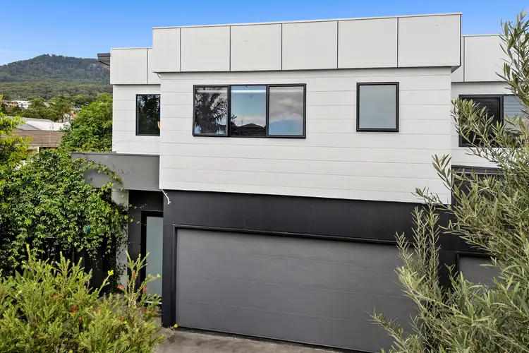 4/11 Balmoral Street, Balgownie NSW 2519