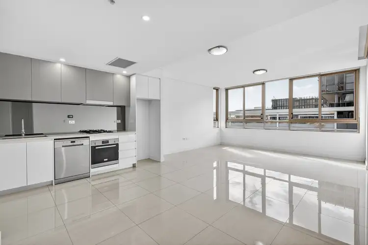61002/1A Morton Street