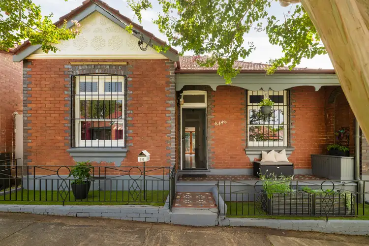 14 Thorby Avenue