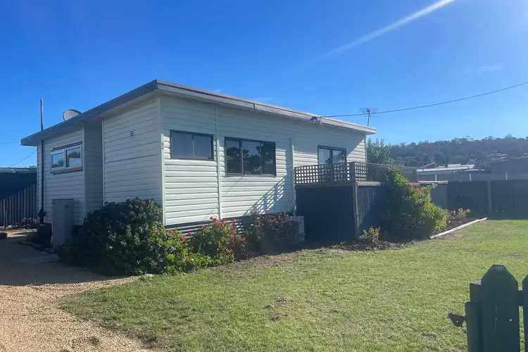 84 Tamarix Road