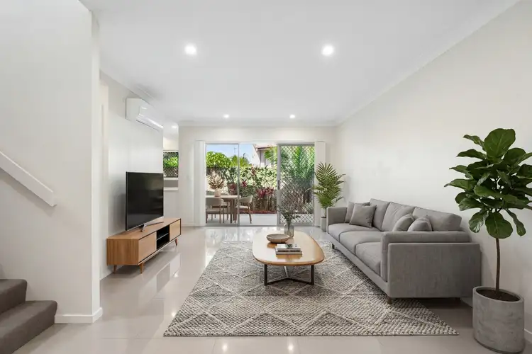 11/78 Tanah Street West