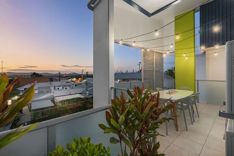 19/25 Cracknell Road