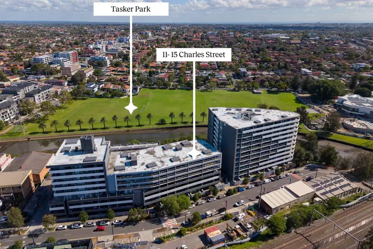 205/11-15 Charles Street