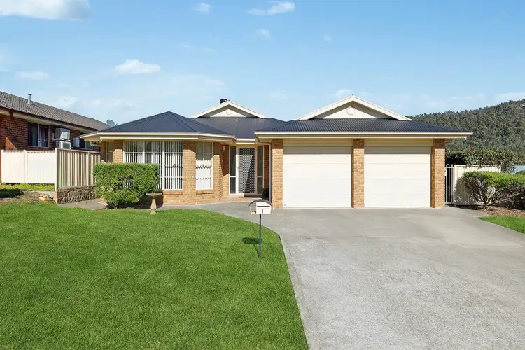 1 Henderson Place