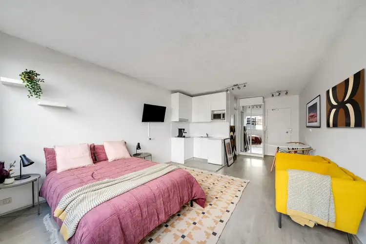 406/5 Ward Avenue