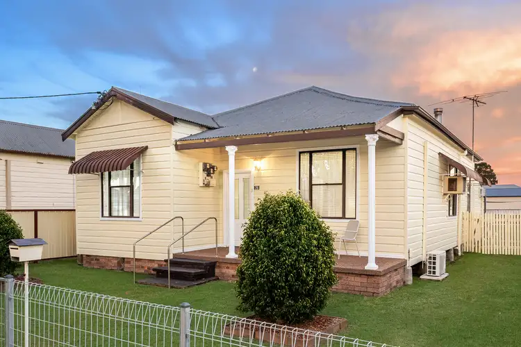 26 Anstey Street