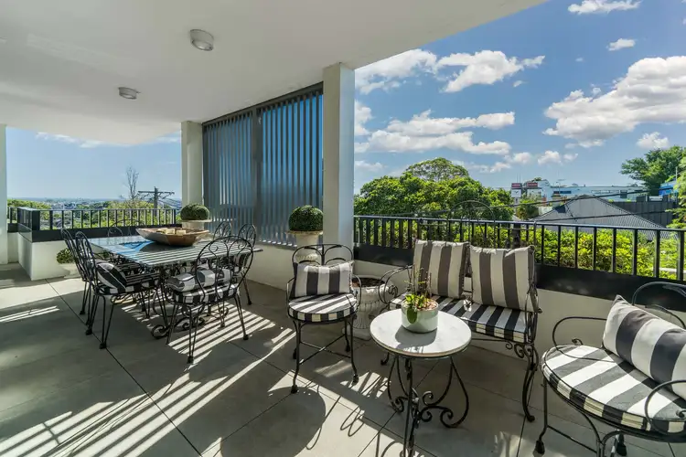 105/8 Cambridge Street