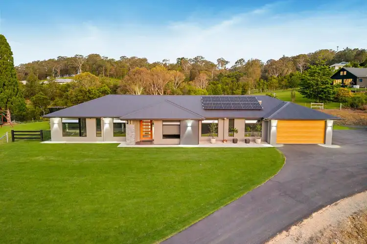 11 Harrison Crescent
