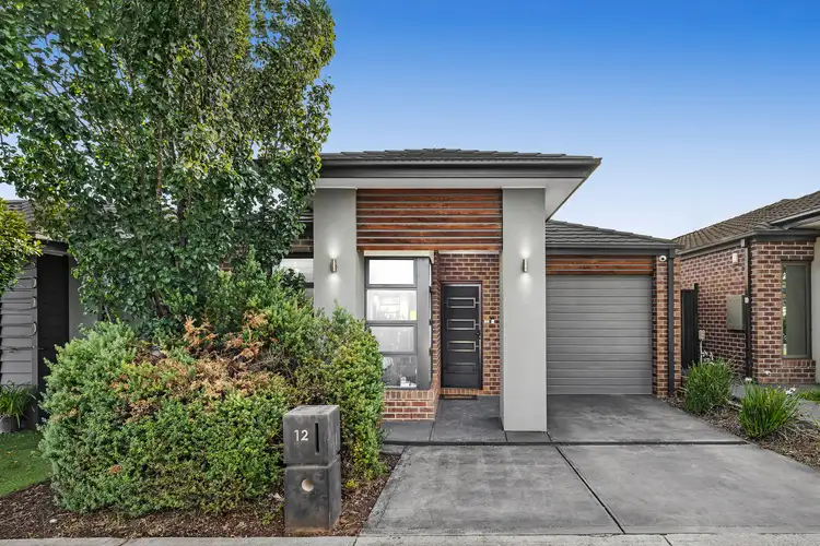 12 Forrester Grove