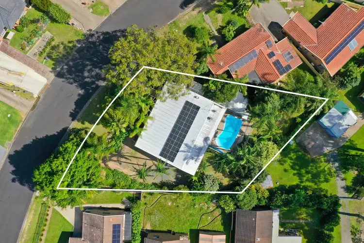 36 Karoola Crescent