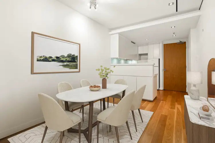808/8 Glen Street