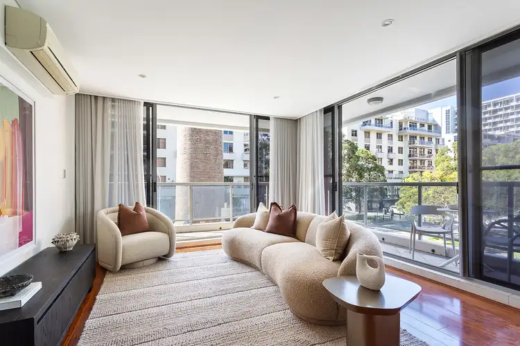 421/7 Potter Street