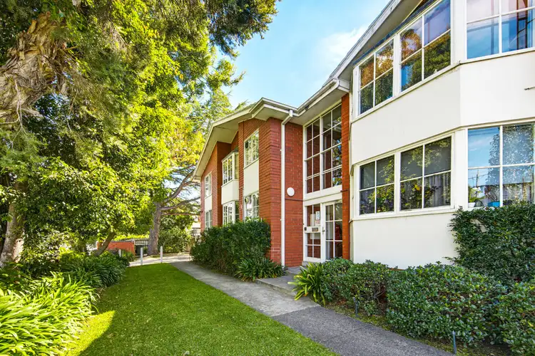 2/103 Barkers Road