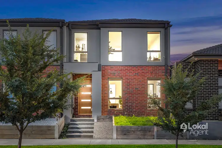 5 Nieves Avenue