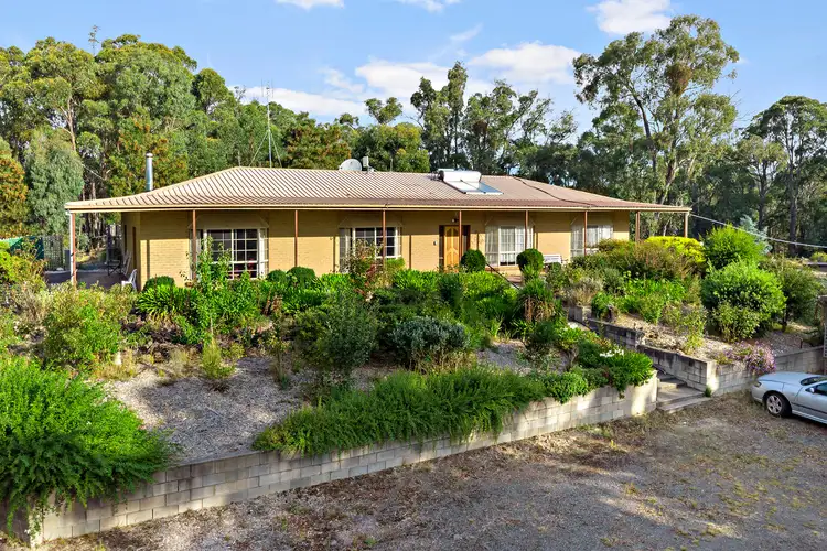 60 Kennys Road