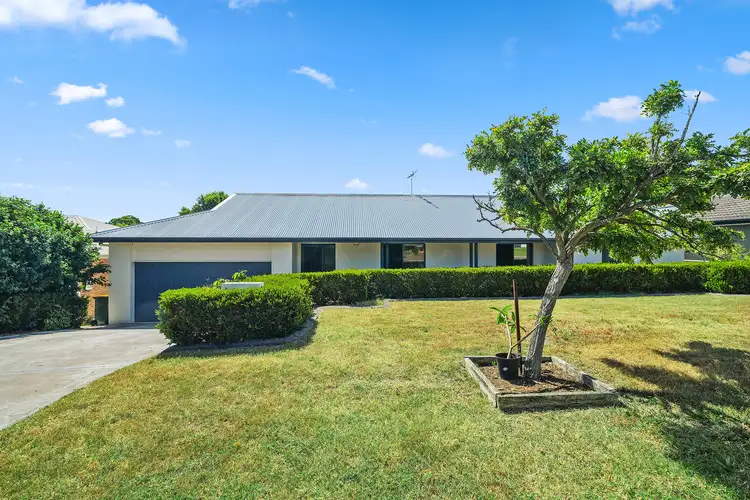 6 Amber Grove