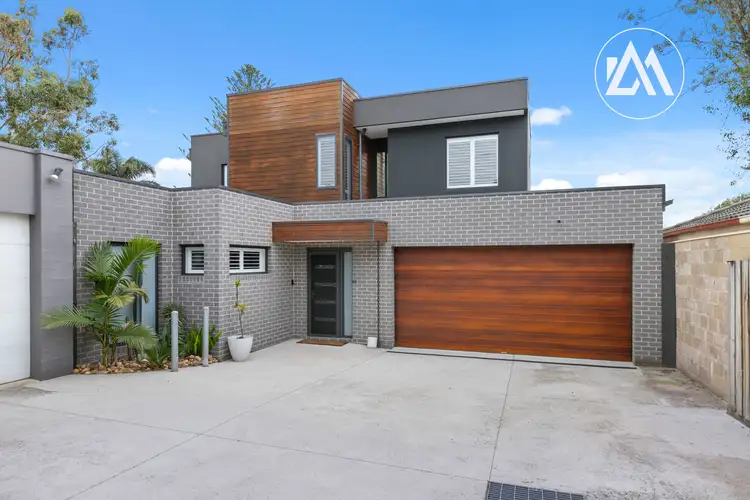 2/8 Lawrey Street