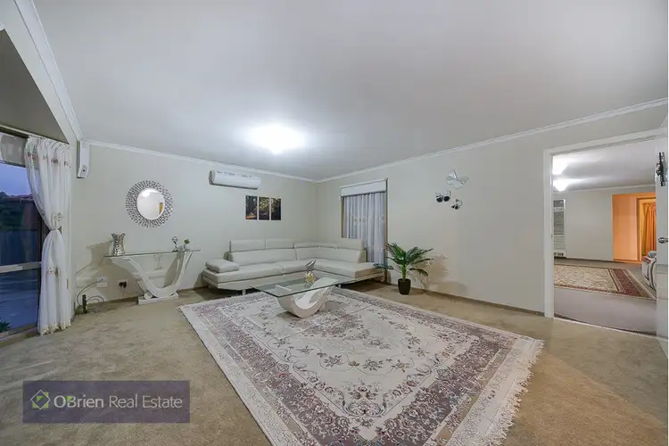 Sixth view of Homely house listing, 9 Craigton Court, Cranbourne North VIC 3977
