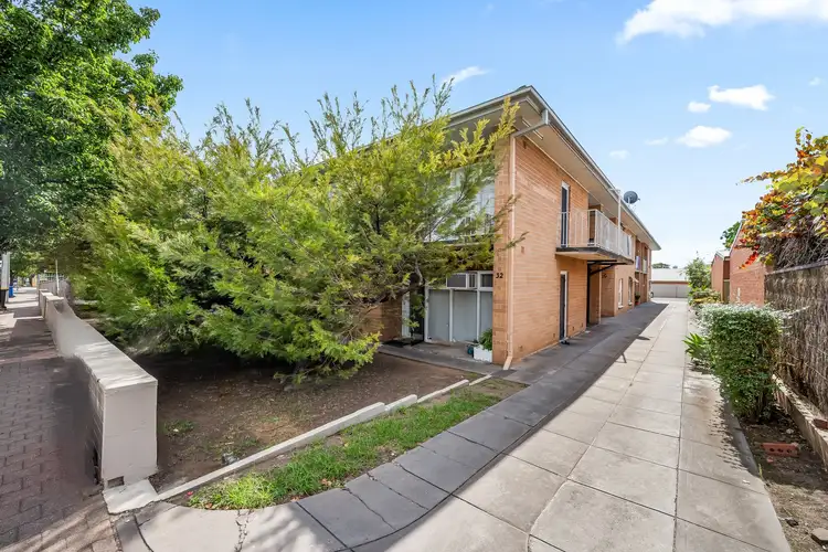 12/32-34 Thomas Street