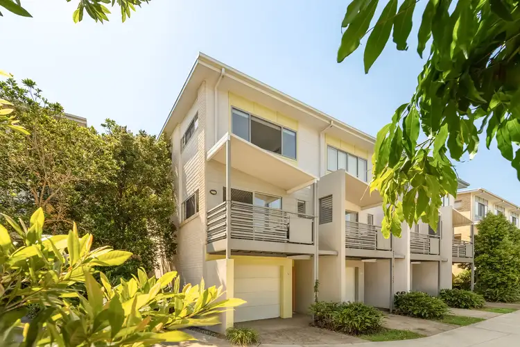 74/30 Taylor Place