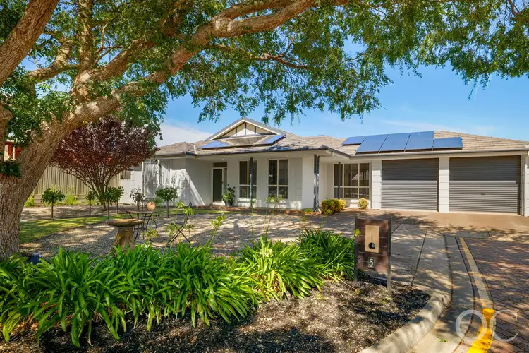 5 Ryecroft Court