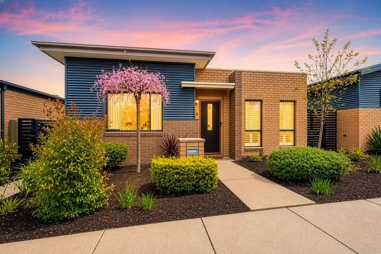 71 Hibberd Crescent