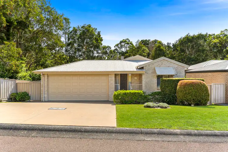 19 Lawver Crescent