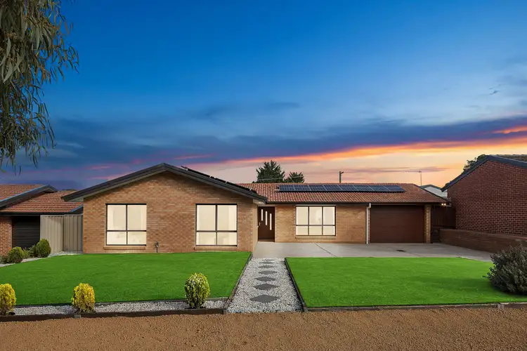 173 Heagney Crescent