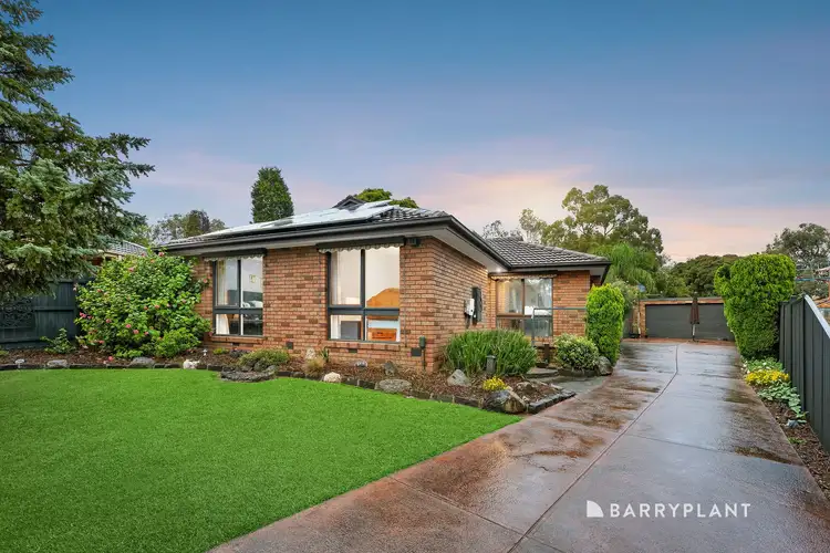 6 Denham Court