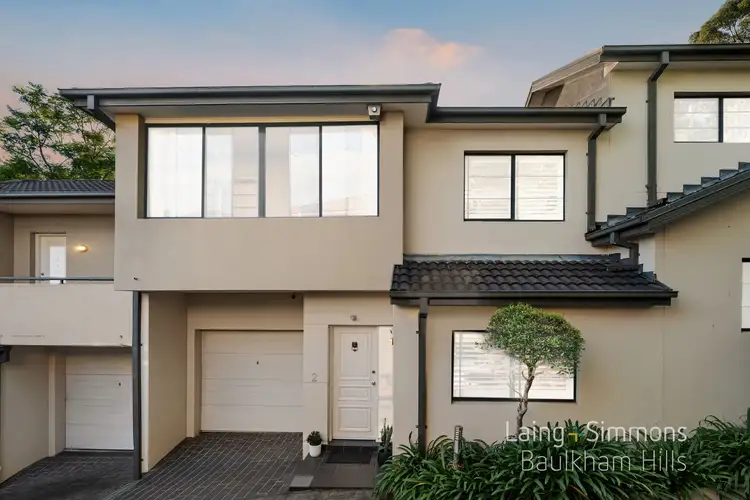2/3 Christopher Street