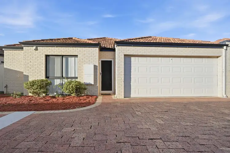 3/8 Toledo Close