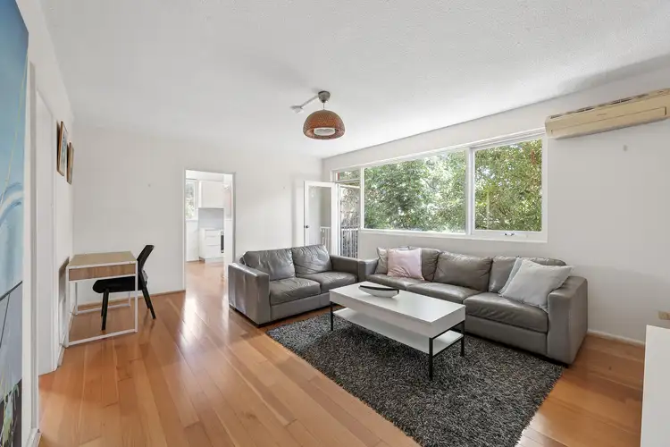 8/150 Edwin Street North