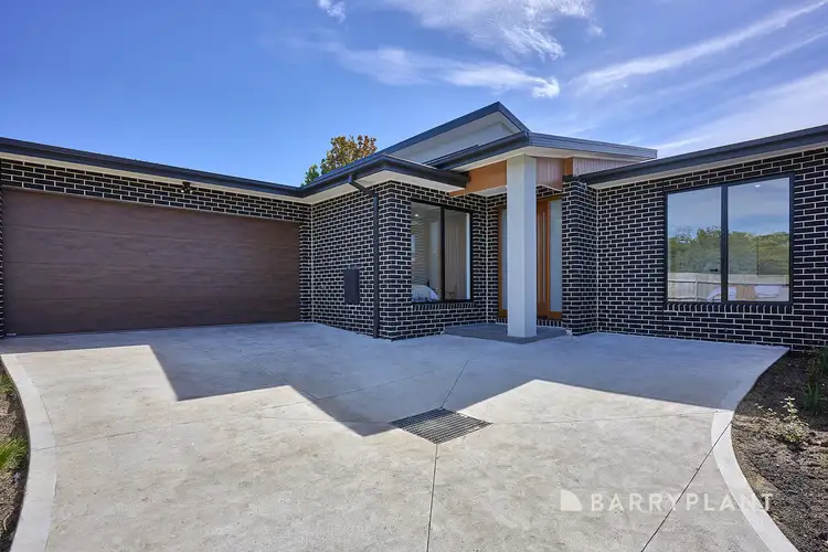 15A Clubpoint Drive