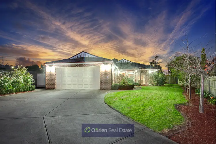 11 Grosvenor Place, Narre Warren North VIC 3804